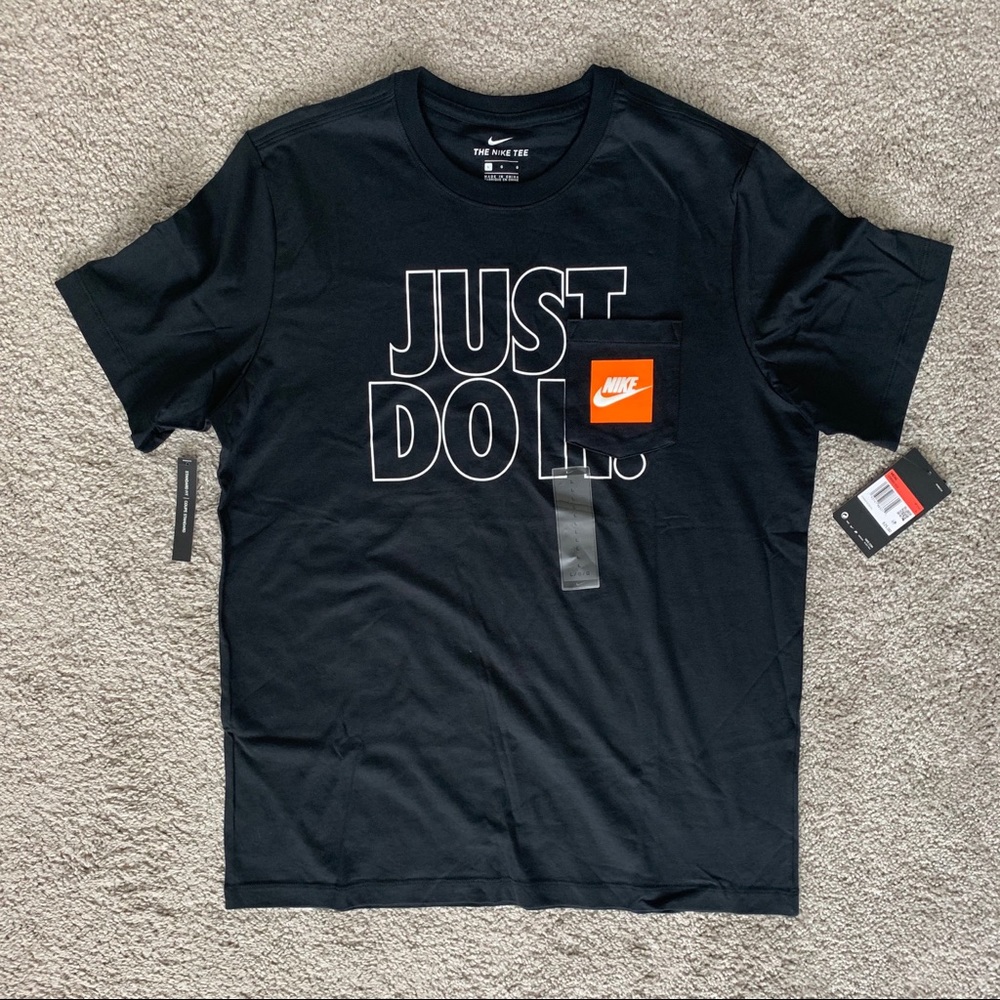 Nike Pocket Shirt - Black